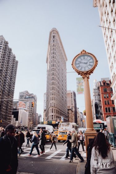 Flat Iron Building et son horloge dorée