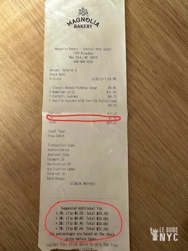 Tips chez Magnolia Bakery. C'est au comptoir, mais le service était vraiment royal