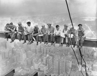 Déjeuner au sommet d’un gratte-ciel, Charles Clyde Ebbets. 1932.