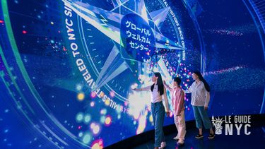 Le One World Observatory souhaite la bienvenue à tous ses visiteurs ! 