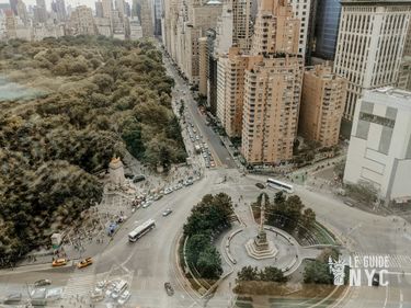 La place de Columbus Circle depuis le centre commercial The Shops 