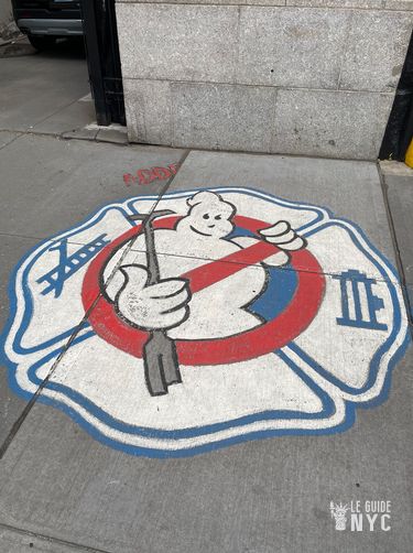 Caserne de pompiers SOS Fantômes à New York