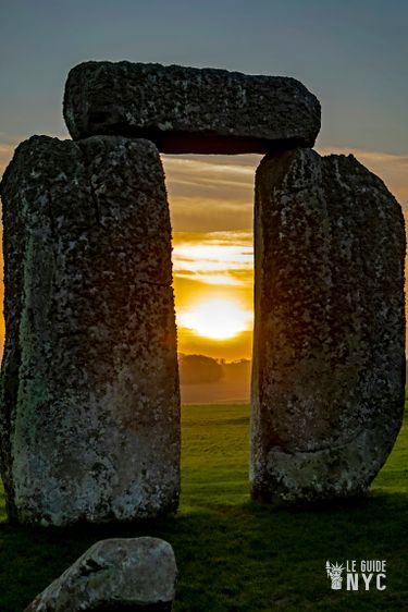 Stonhenge, avouez ça a plus de classe avec les buildings, non ?