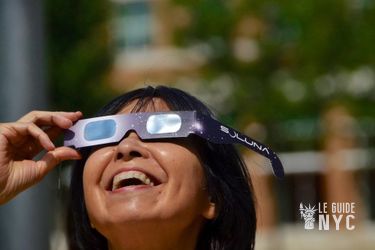 Attention : le port de lunettes à filtre spécifique est obligatoire pour observer le soleil. 