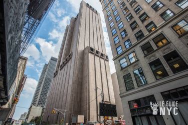Long Line Building, le bâtiment sans fenêtre de New York. 