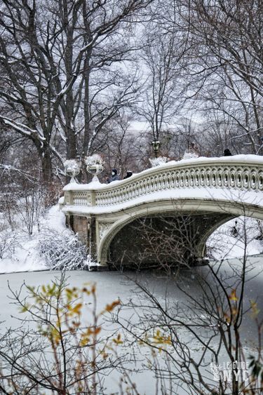 Bow bridge enneigé