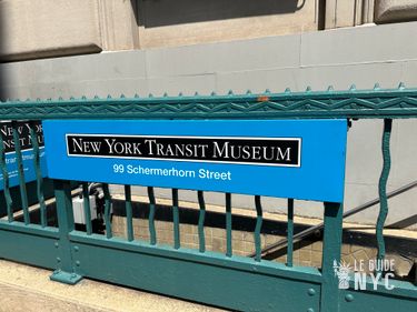 L'entr&eacute;e du New-York Transit Museum est une v&eacute;ritable entr&eacute;e de m&eacute;tro !&nbsp;